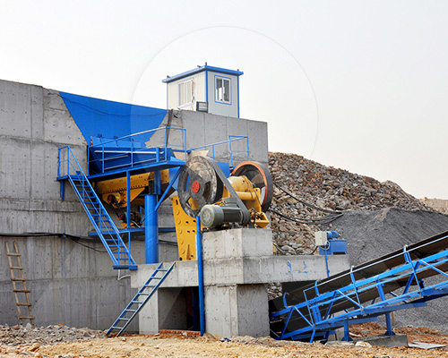 青石碎石機(jī)作業(yè)現(xiàn)場